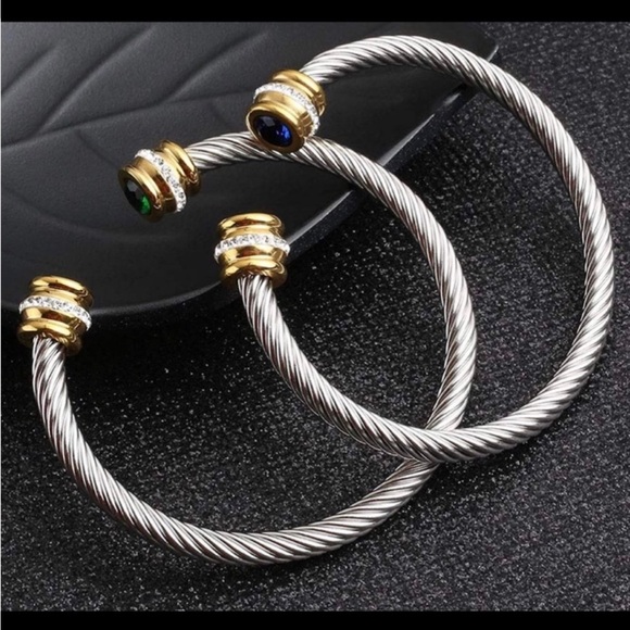 Zircon - Picture 1 of 4